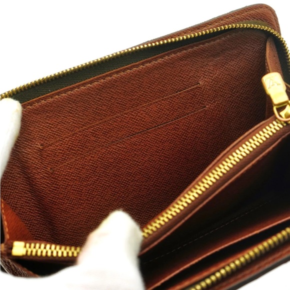 Louis Vuitton Monogram Leather Long Wallet - Picture 6 of 8